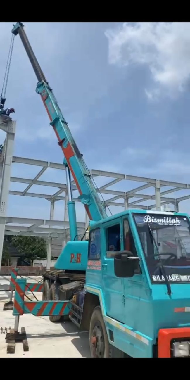 sewa crane 16 ton termurah di bandar lampung